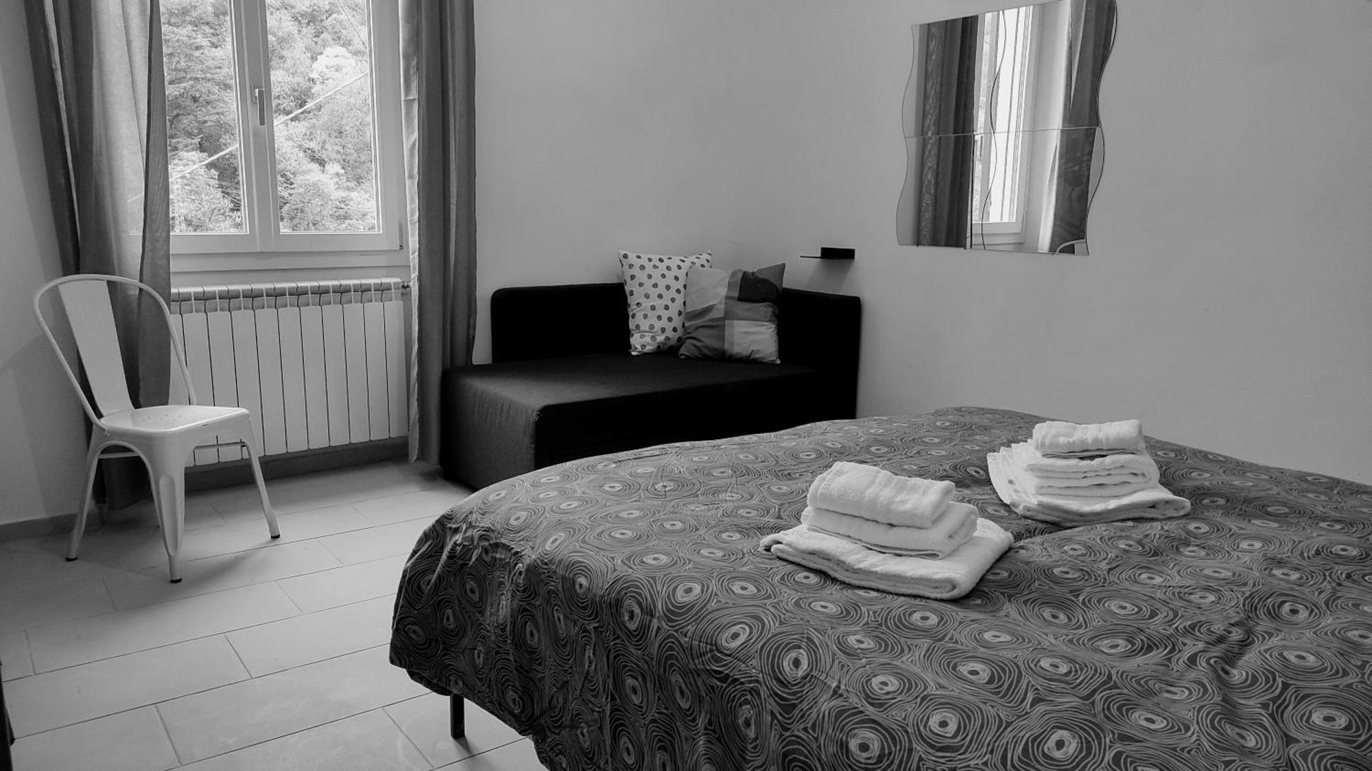 Bed On The Rocks Apartment Finale Ligure Exterior foto